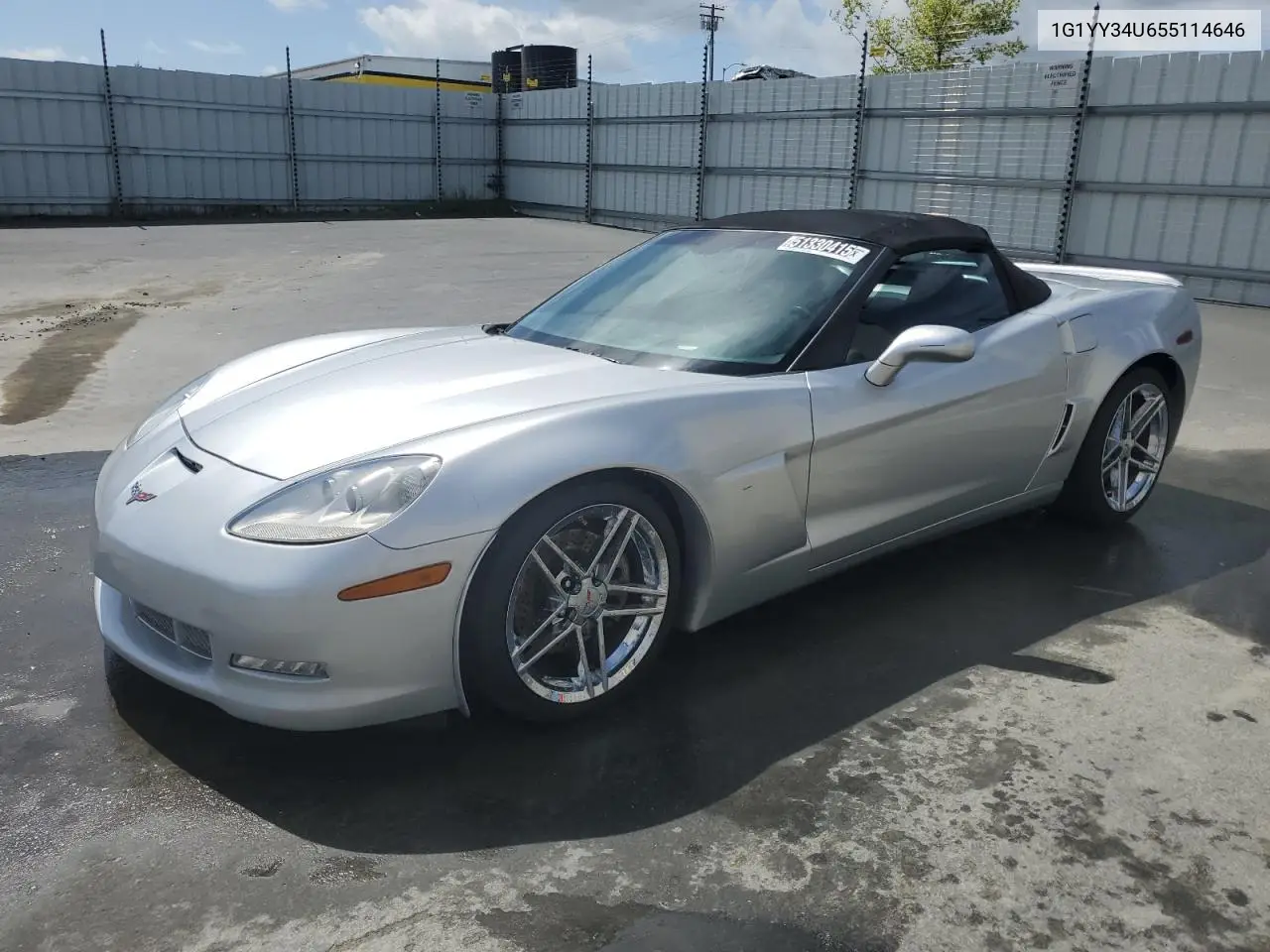 2005 Chevrolet Corvette VIN: 1G1YY34U655114646 Lot: 51330415