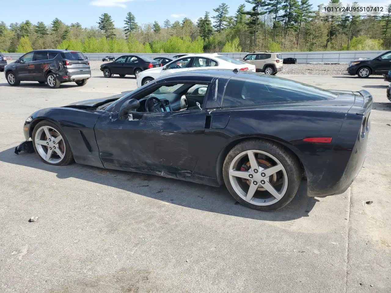 2005 Chevrolet Corvette VIN: 1G1YY24U955107412 Lot: 56670435
