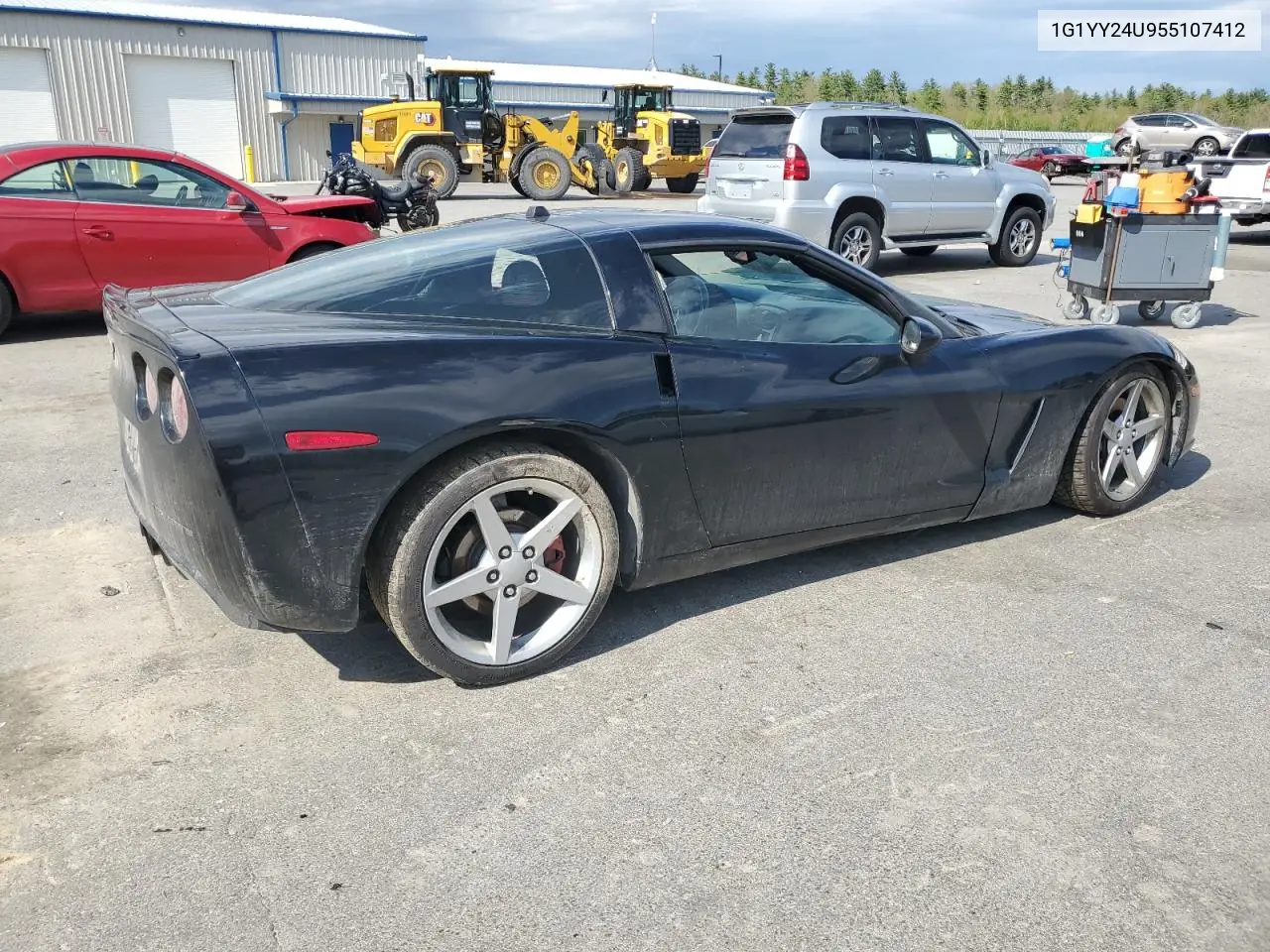 2005 Chevrolet Corvette VIN: 1G1YY24U955107412 Lot: 56670435