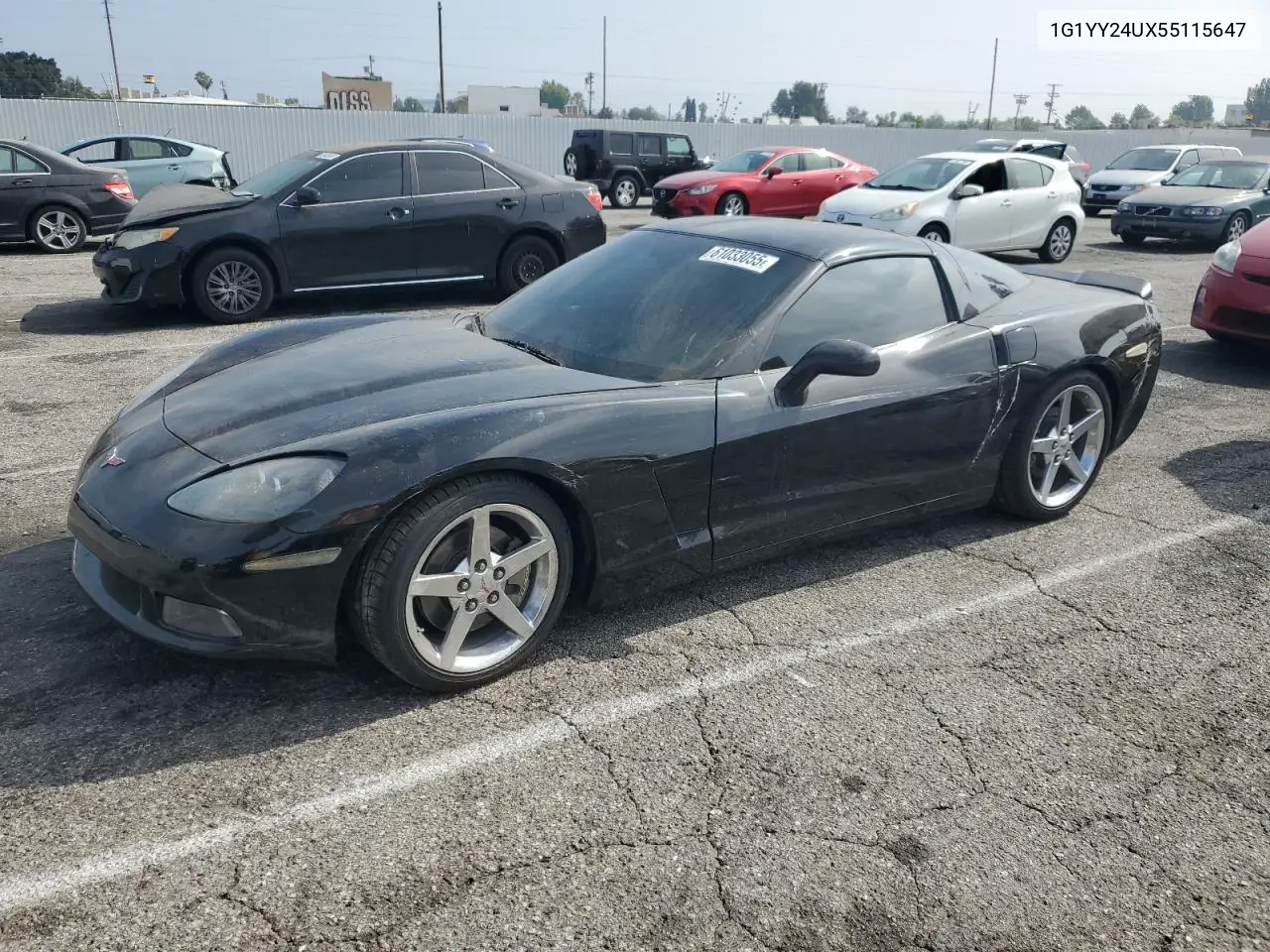 2005 Chevrolet Corvette VIN: 1G1YY24UX55115647 Lot: 61033055