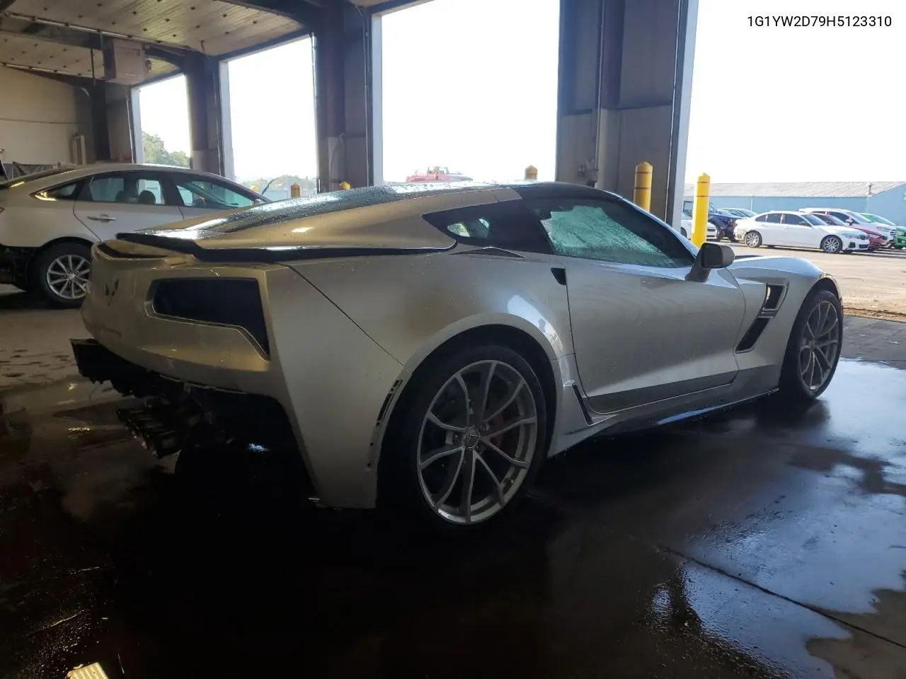 2017 Chevrolet Corvette Grand Sport 1Lt VIN: 1G1YW2D79H5123310 Lot: 65247655