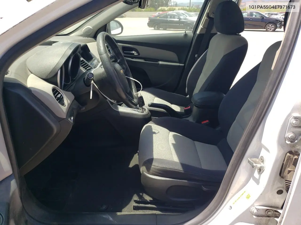 2014 Chevrolet Cruze Ls VIN: 1G1PA5SG4E7371673 Lot: 56728935