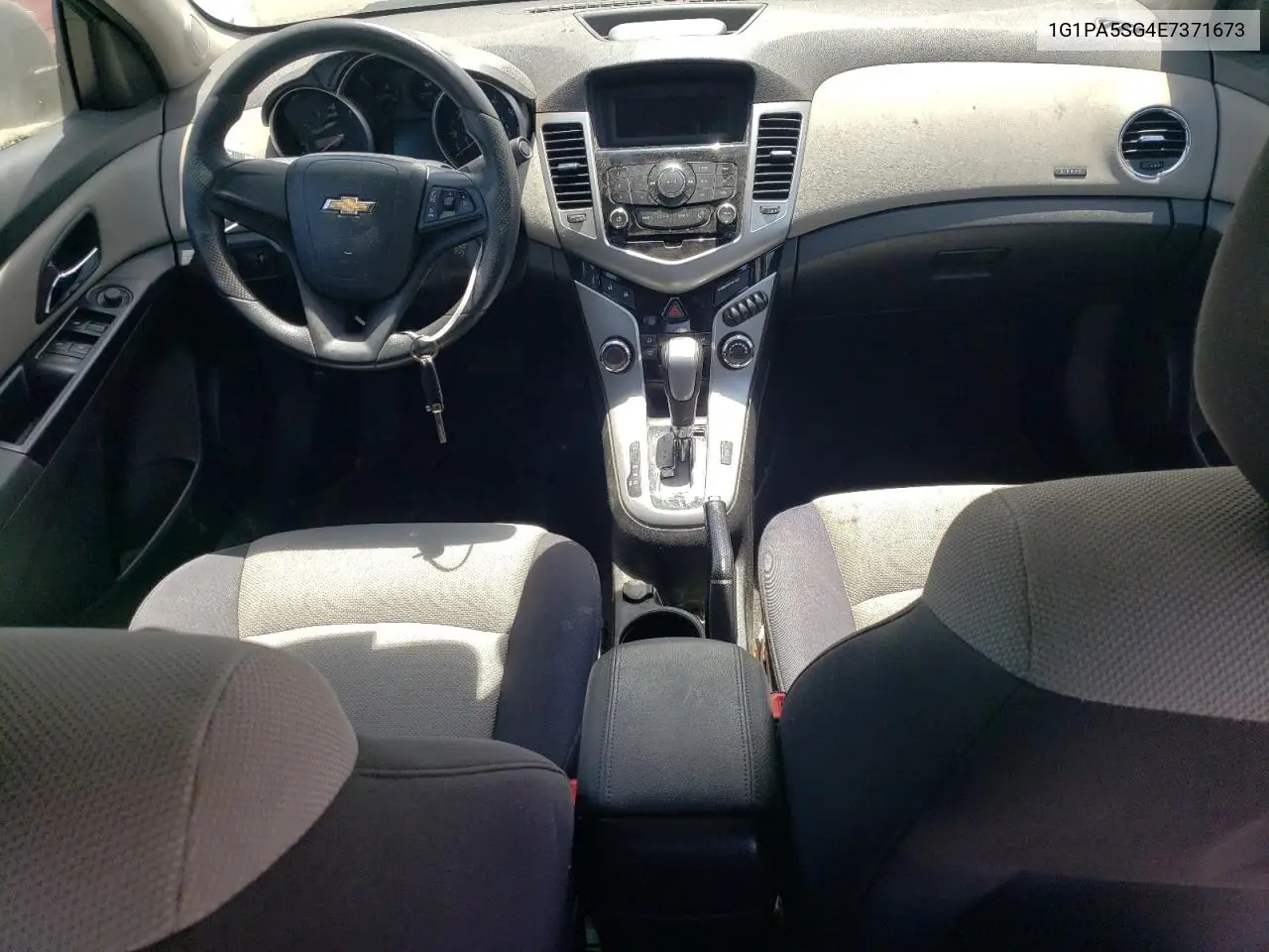 2014 Chevrolet Cruze Ls VIN: 1G1PA5SG4E7371673 Lot: 56728935