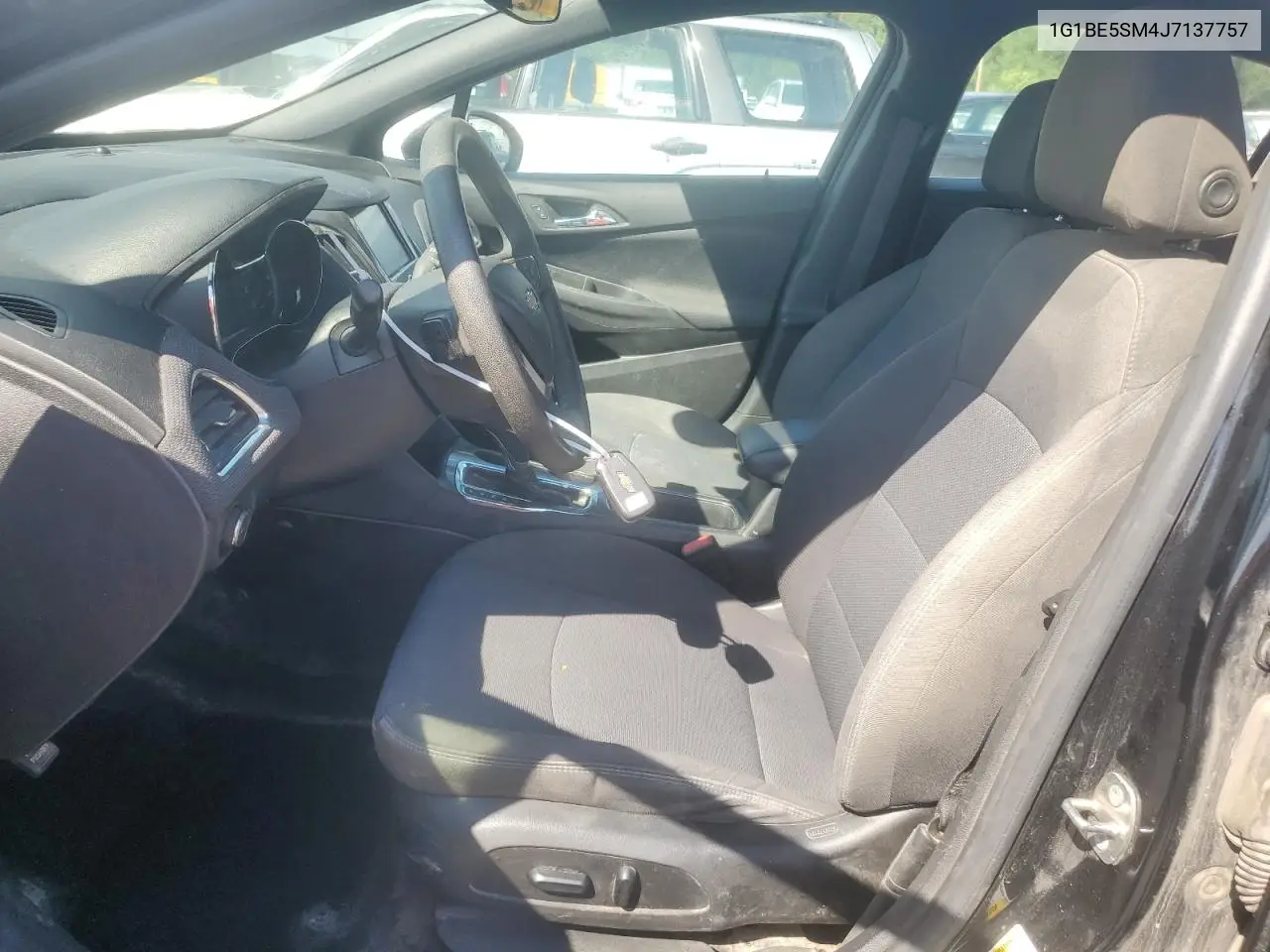 2018 Chevrolet Cruze Lt VIN: 1G1BE5SM4J7137757 Lot: 63293635