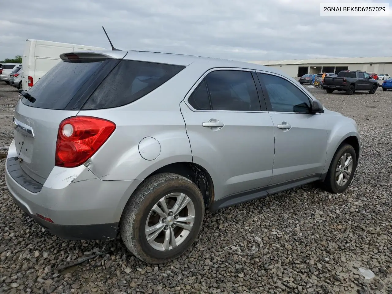 2013 Chevrolet Equinox Ls VIN: 2GNALBEK5D6257029 Lot: 56598575