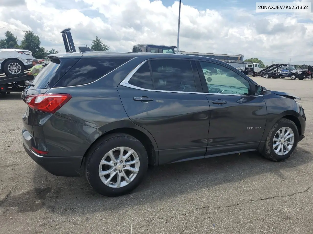 2019 Chevrolet Equinox Lt VIN: 2GNAXJEV7K6251352 Lot: 62688985