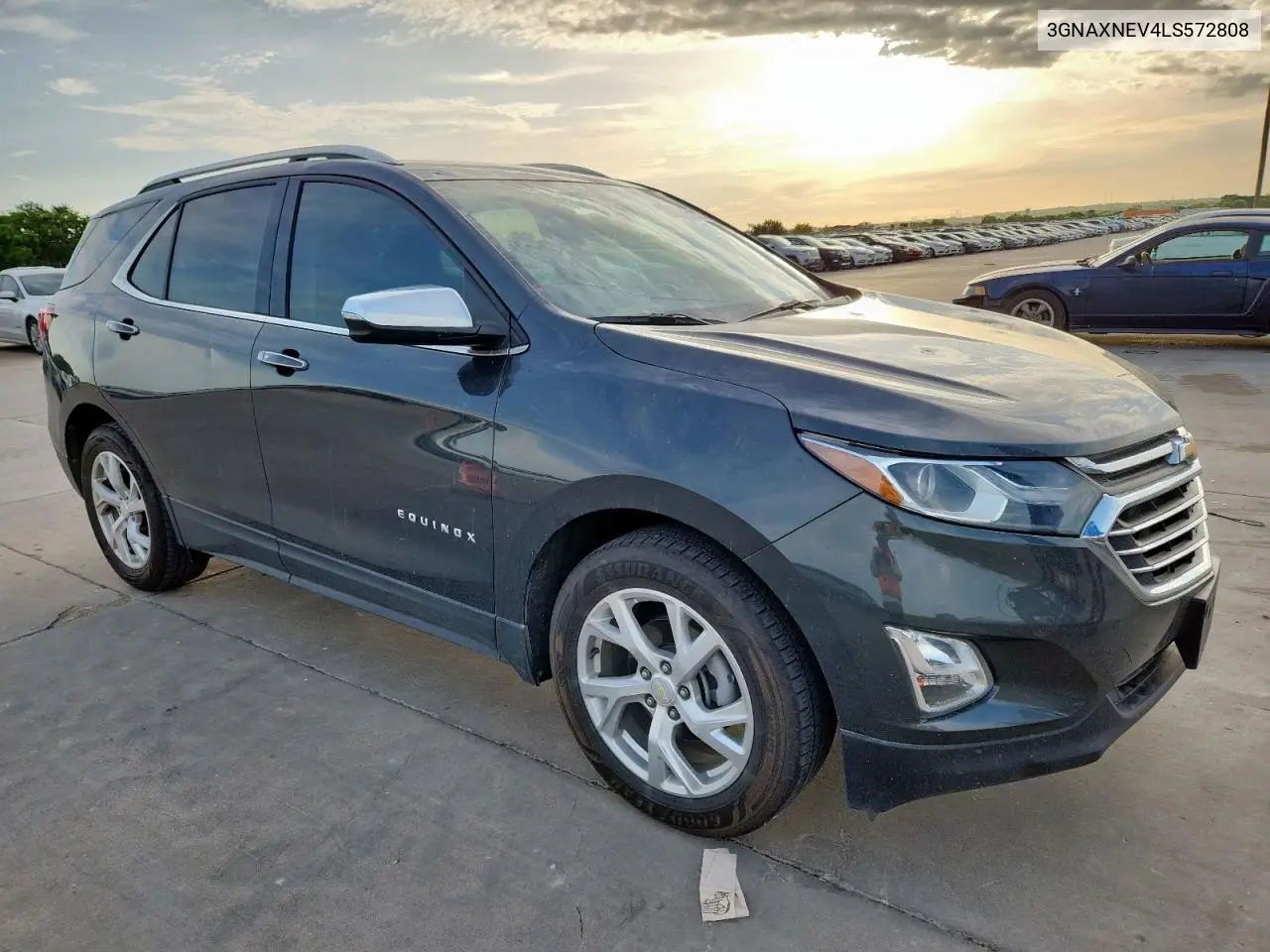 2020 Chevrolet Equinox Premier VIN: 3GNAXNEV4LS572808 Lot: 62822495