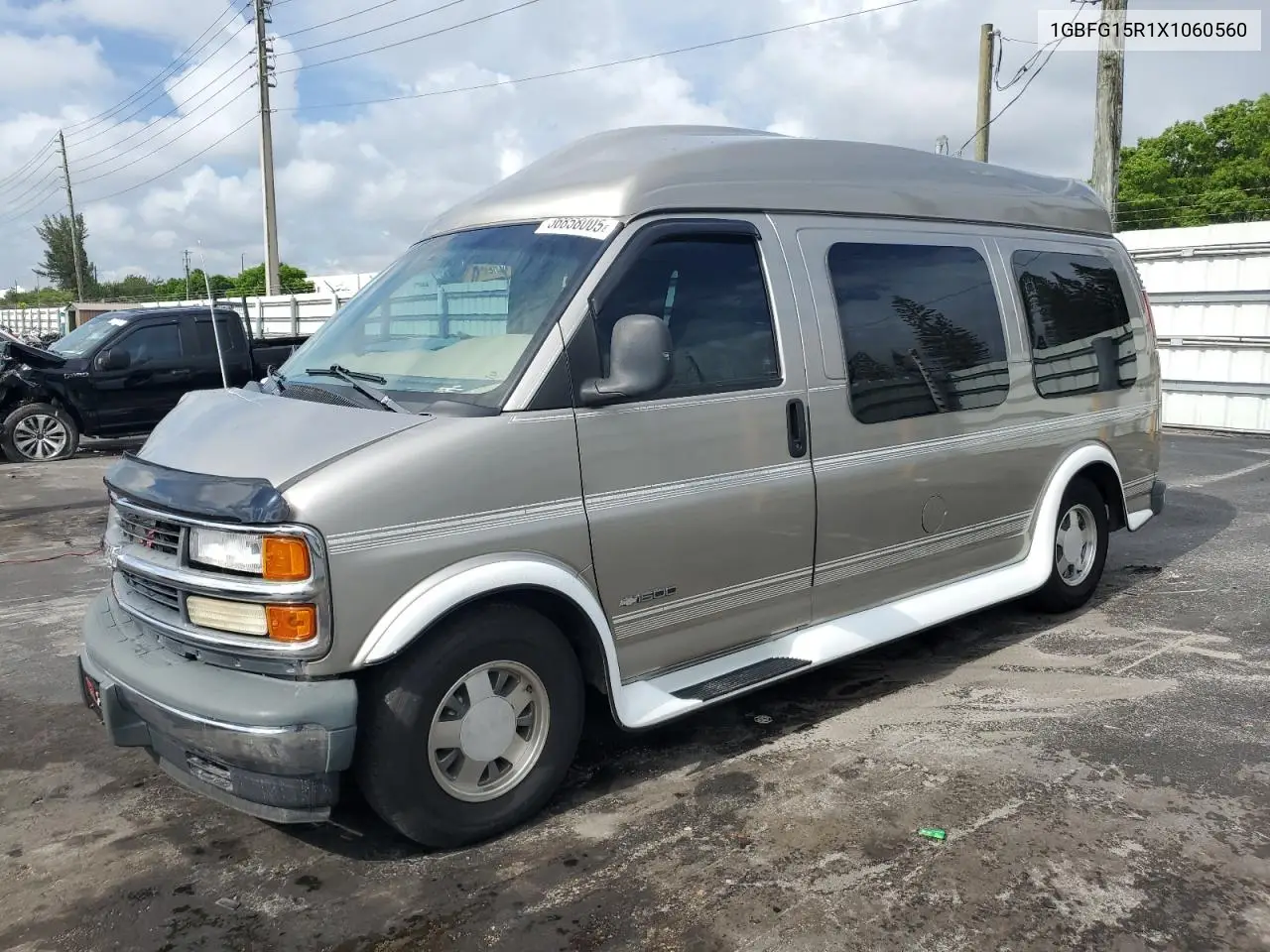 1999 Chevrolet Express G1500 VIN: 1GBFG15R1X1060560 Lot: 56858005