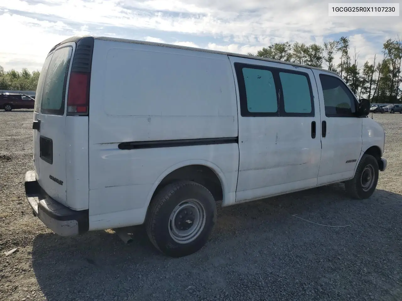 1999 Chevrolet Express G2500 VIN: 1GCGG25R0X1107230 Lot: 60635305