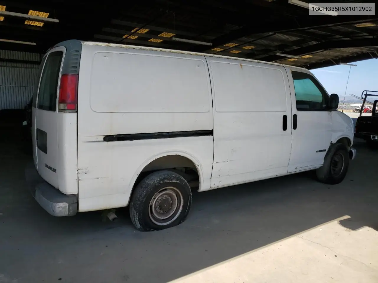 1999 Chevrolet Express G3500 VIN: 1GCHG35R5X1012902 Lot: 62794115