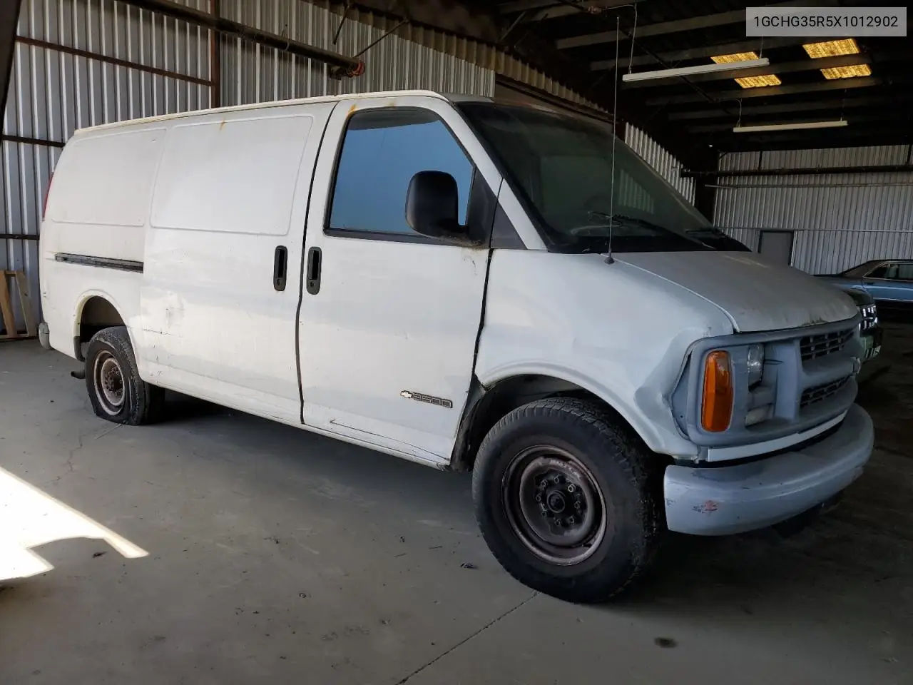 1999 Chevrolet Express G3500 VIN: 1GCHG35R5X1012902 Lot: 62794115