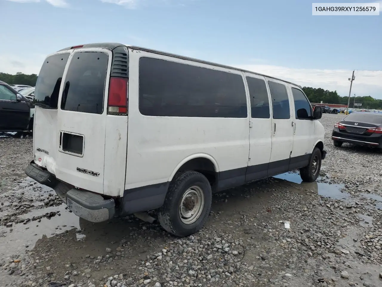 2000 Chevrolet Express G3500 VIN: 1GAHG39RXY1256579 Lot: 61047265