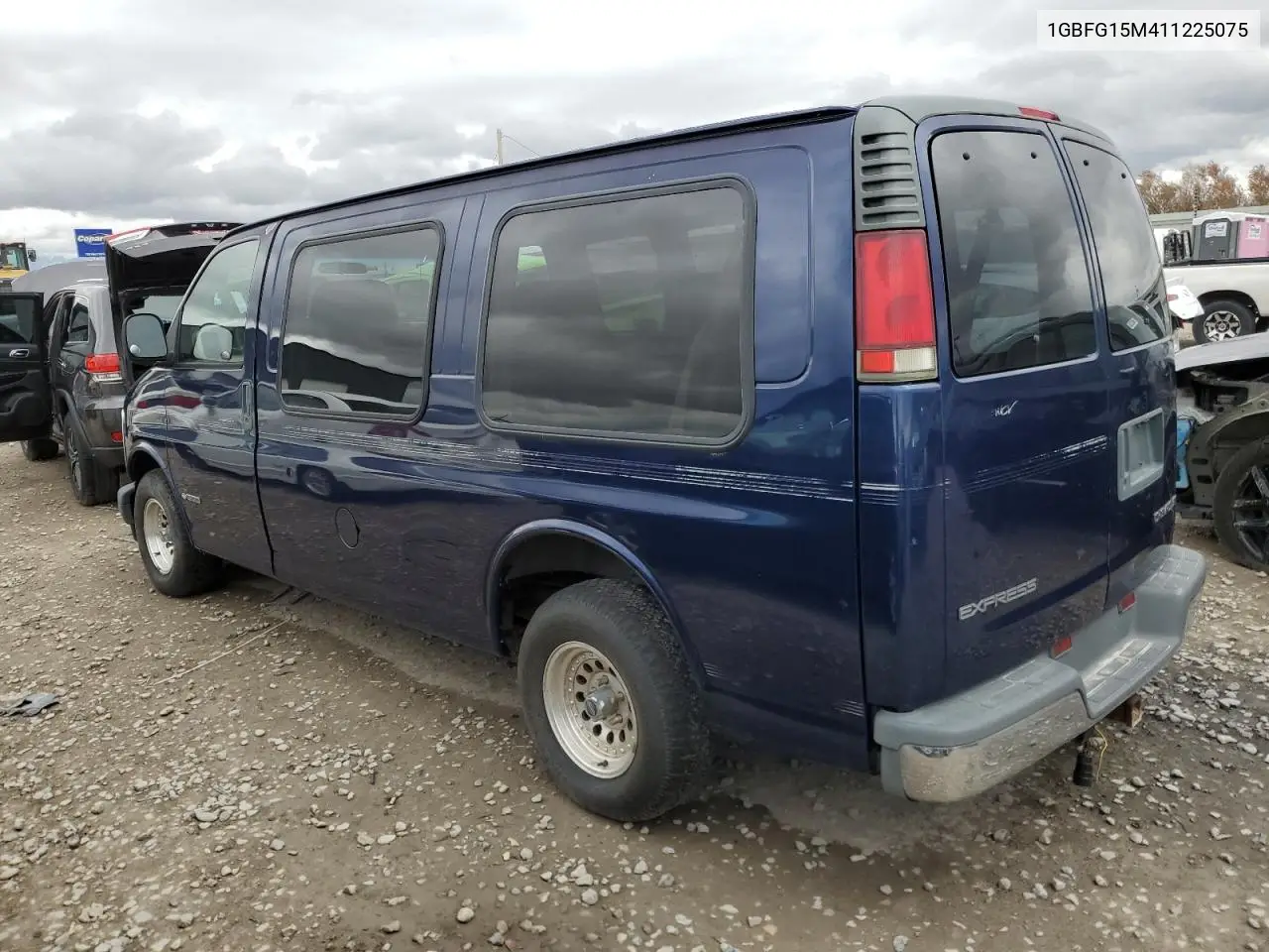 2001 Chevrolet Express G1500 VIN: 1GBFG15M411225075 Lot: 56948945