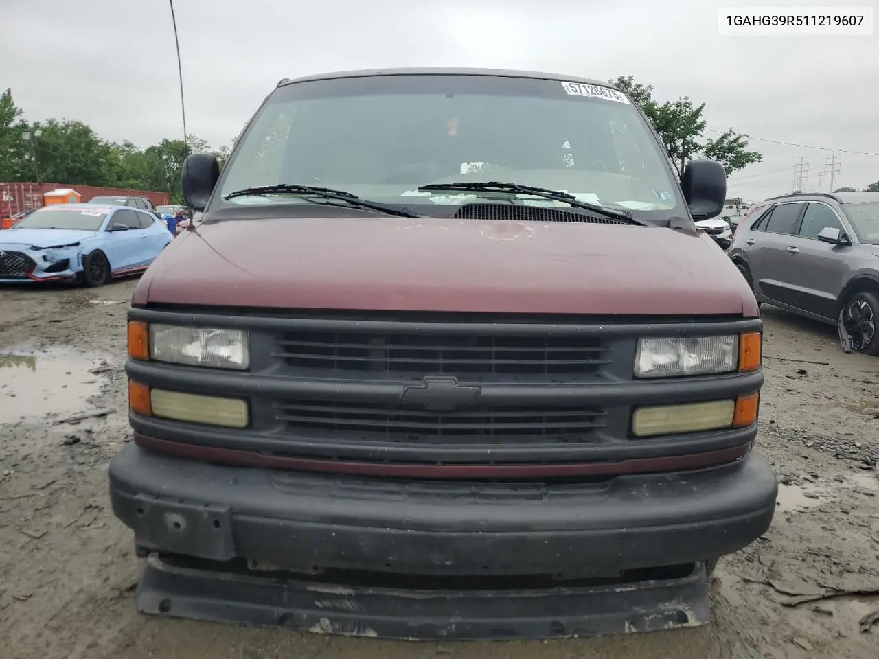 2001 Chevrolet Express G3500 VIN: 1GAHG39R511219607 Lot: 57126675