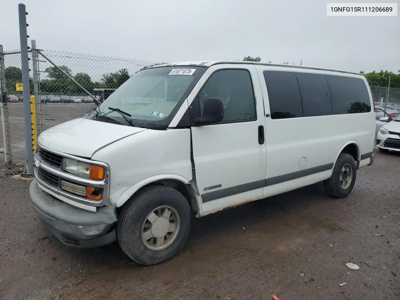 2001 Chevrolet Express G1500 VIN: 1GNFG15R111206689 Lot: 61071575