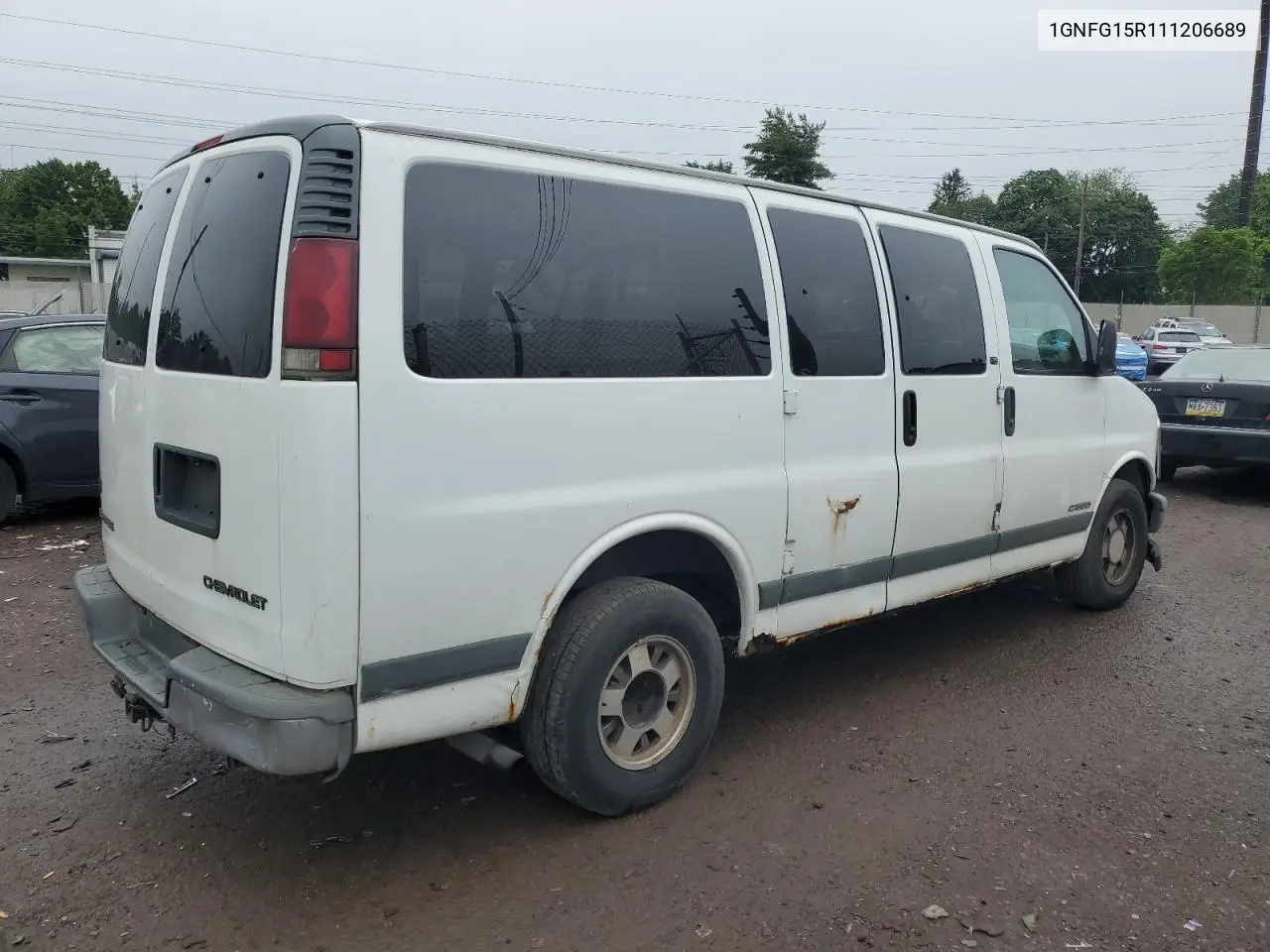 2001 Chevrolet Express G1500 VIN: 1GNFG15R111206689 Lot: 61071575
