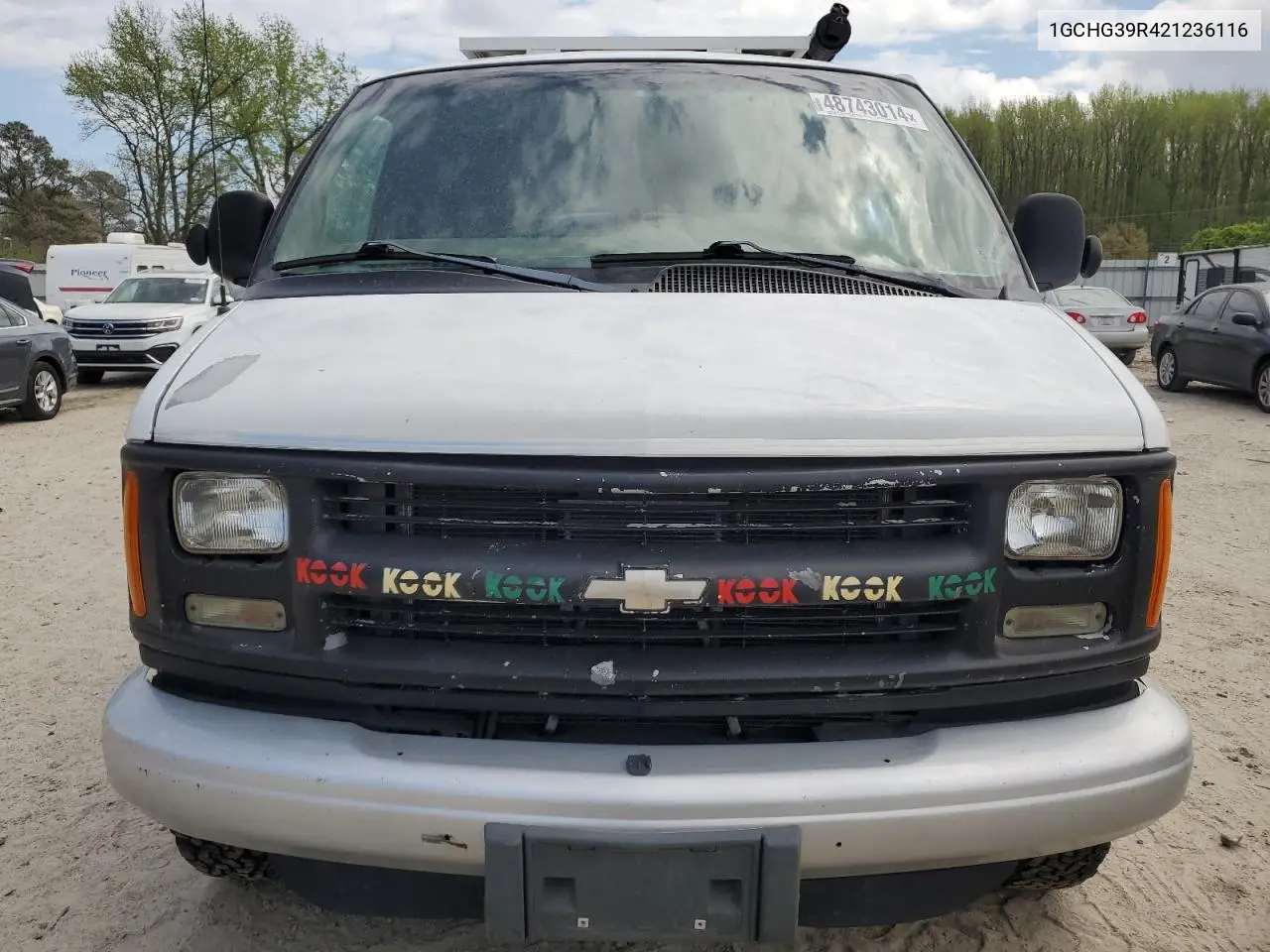 2002 Chevrolet Express G3500 VIN: 1GCHG39R421236116 Lot: 63223115
