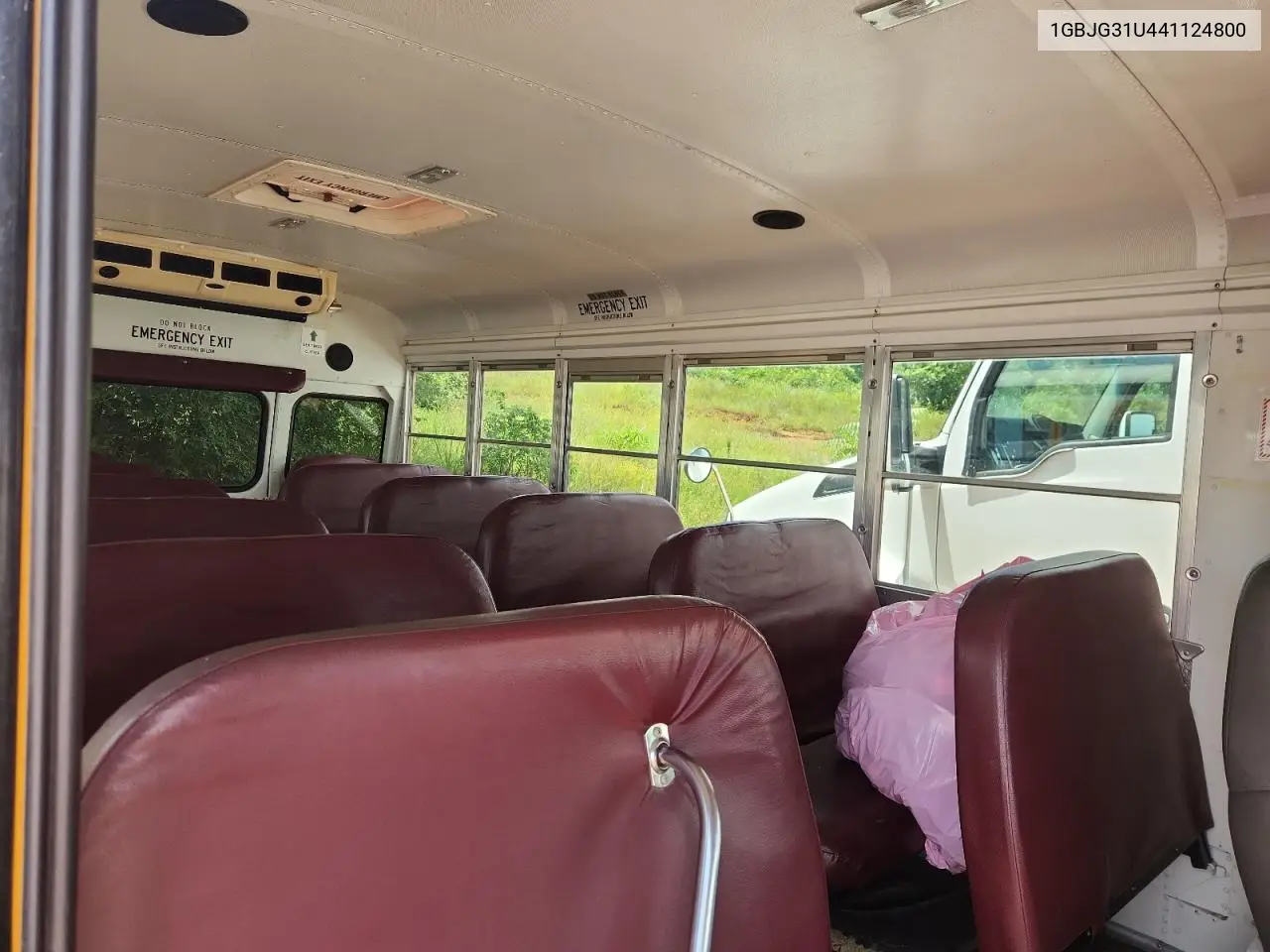 2004 Chevrolet Express G3500 VIN: 1GBJG31U441124800 Lot: 62553055
