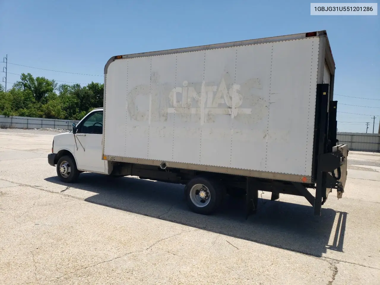 2005 Chevrolet Express G3500 VIN: 1GBJG31U551201286 Lot: 55933315
