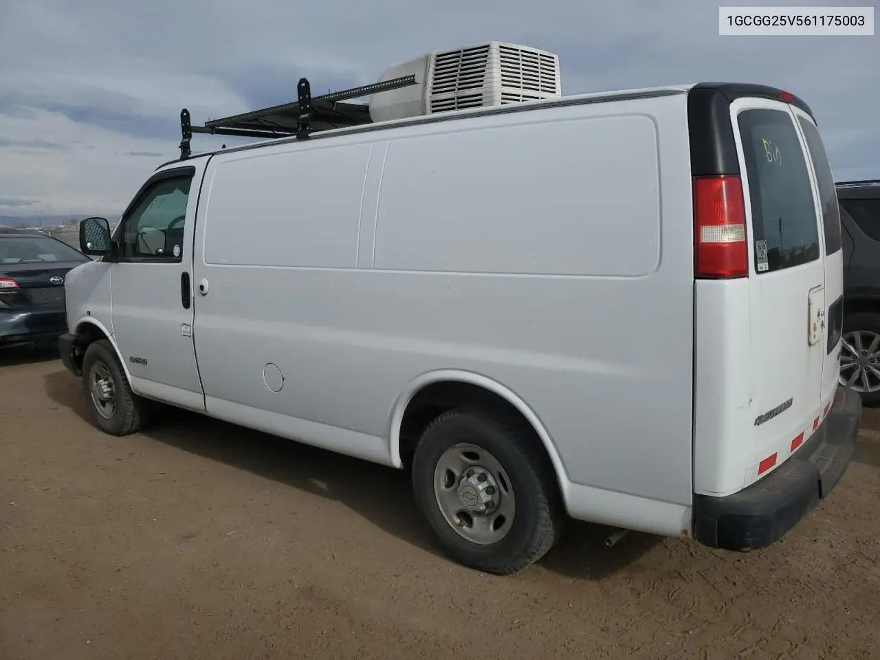 2006 Chevrolet Express G2500 VIN: 1GCGG25V561175003 Lot: 49011235