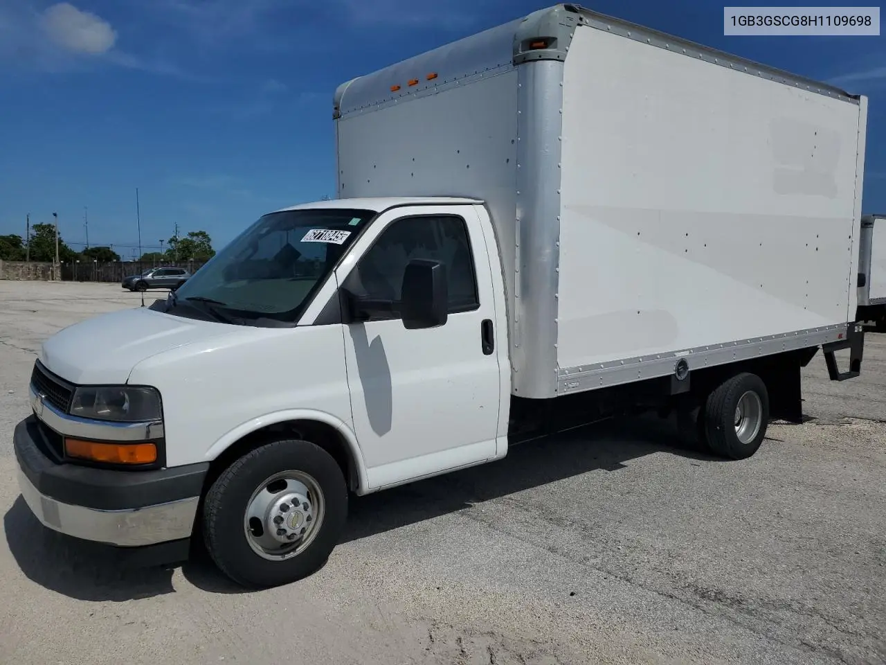 2017 Chevrolet Express G3500 VIN: 1GB3GSCG8H1109698 Lot: 62718845