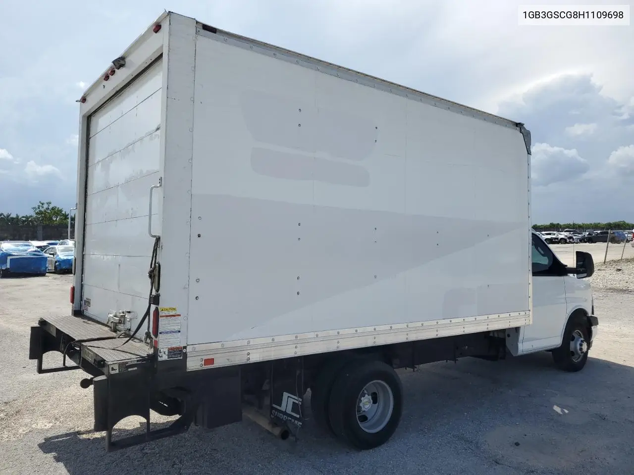2017 Chevrolet Express G3500 VIN: 1GB3GSCG8H1109698 Lot: 62718845