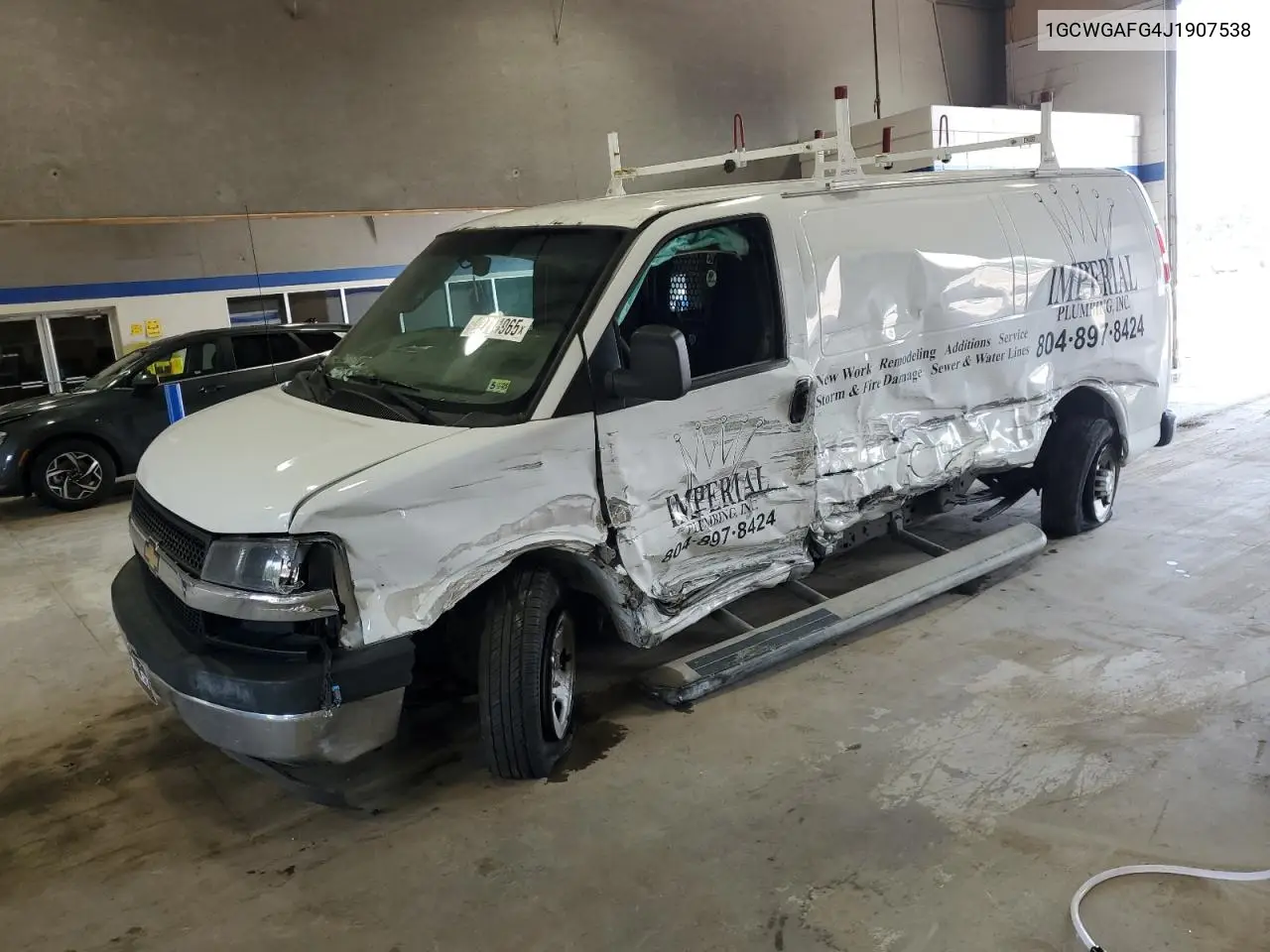 2018 Chevrolet Express G2500 VIN: 1GCWGAFG4J1907538 Lot: 62714965