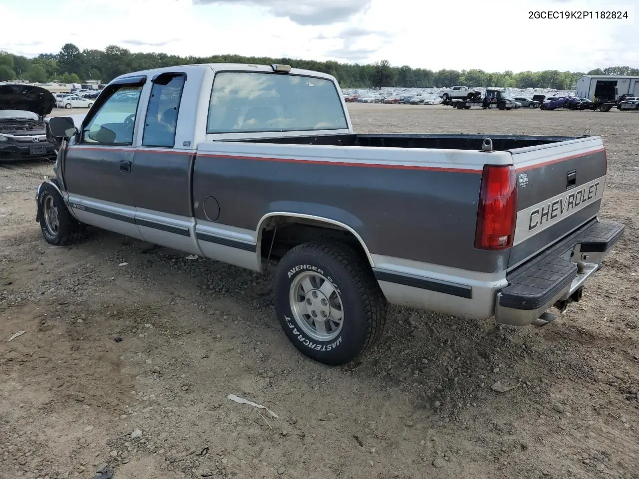 1993 Chevrolet Gmt-400 C1500 VIN: 2GCEC19K2P1182824 Lot: 64809415