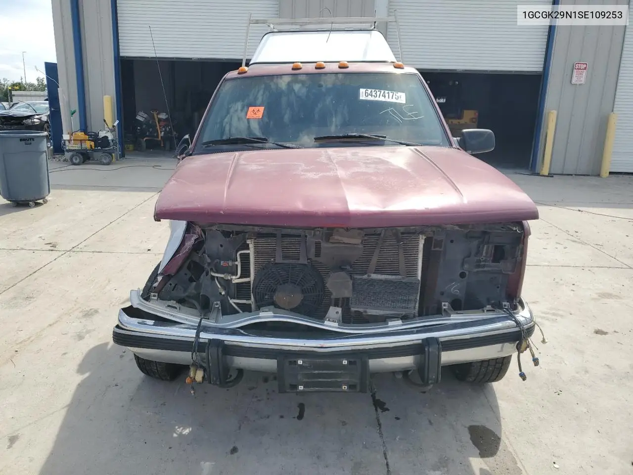 1995 Chevrolet Gmt-400 K2500 VIN: 1GCGK29N1SE109253 Lot: 64374175