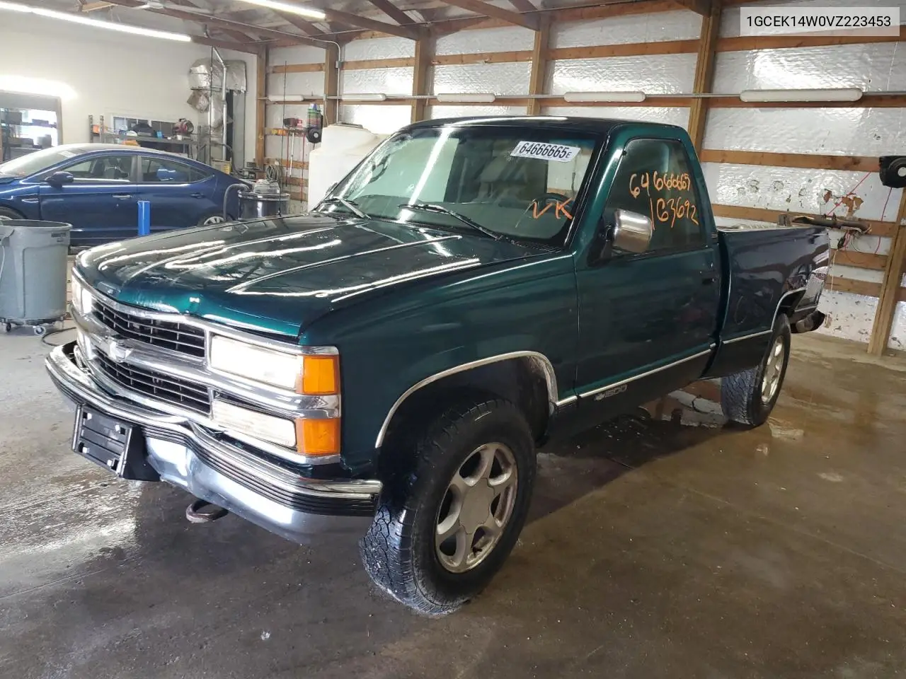 1997 Chevrolet Gmt-400 K1500 VIN: 1GCEK14W0VZ223453 Lot: 64666665
