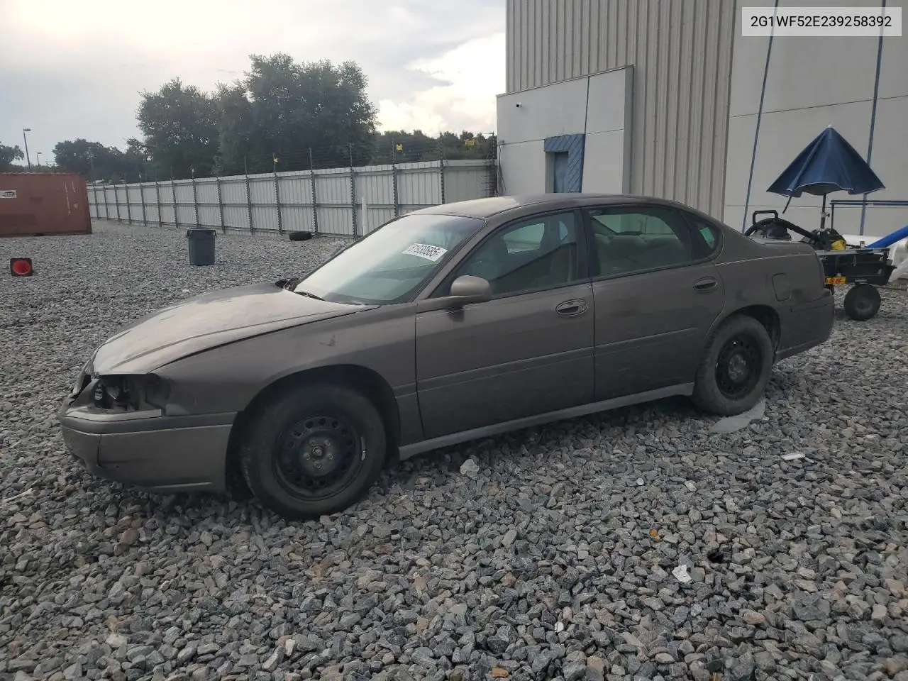 2003 Chevrolet Impala VIN: 2G1WF52E239258392 Lot: 61930685