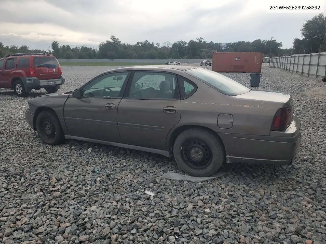 2003 Chevrolet Impala VIN: 2G1WF52E239258392 Lot: 61930685