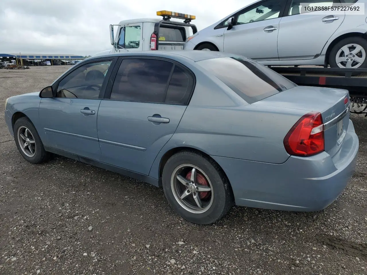 2007 Chevrolet Malibu Ls VIN: 1G1ZS58F57F227692 Lot: 56253515