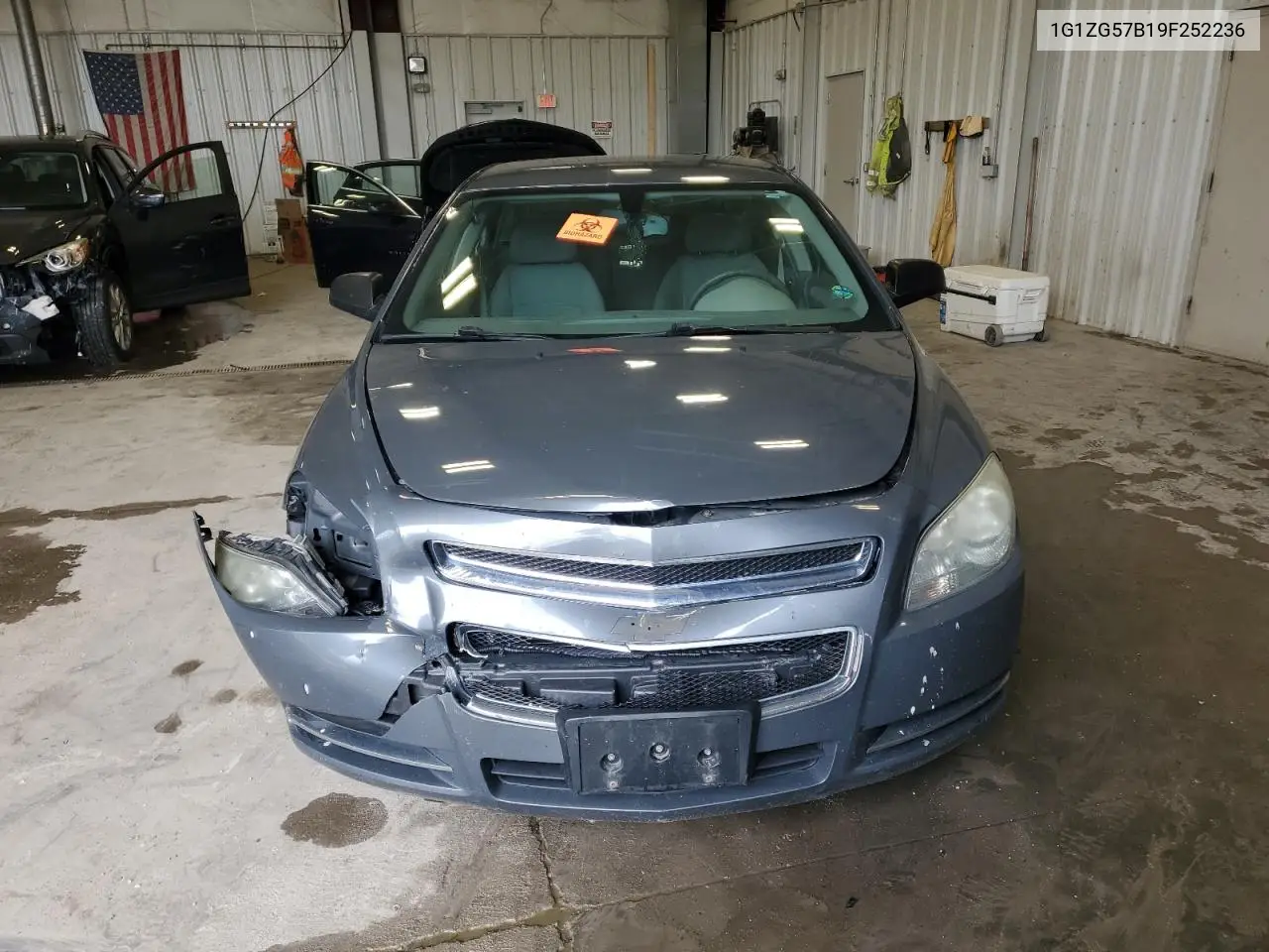 2009 Chevrolet Malibu Ls VIN: 1G1ZG57B19F252236 Lot: 62487425