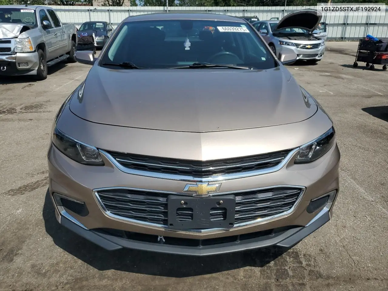 1g1zd5stxjf192924 1G1ZD5STXJF192924 2018 Chevrolet Malibu Lt