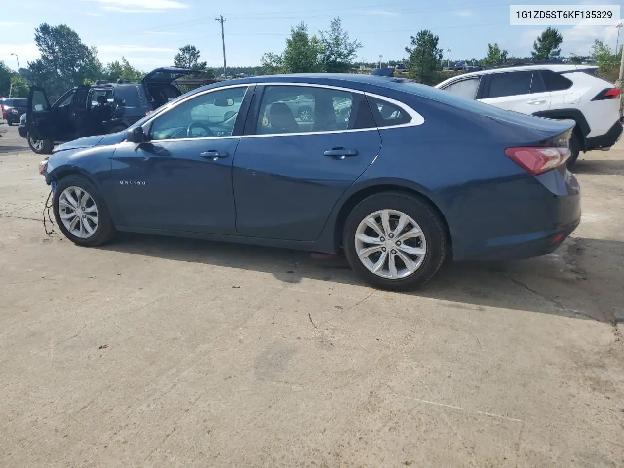 2019 Chevrolet Malibu Lt VIN: 1G1ZD5ST6KF135329 Lot: 56452185
