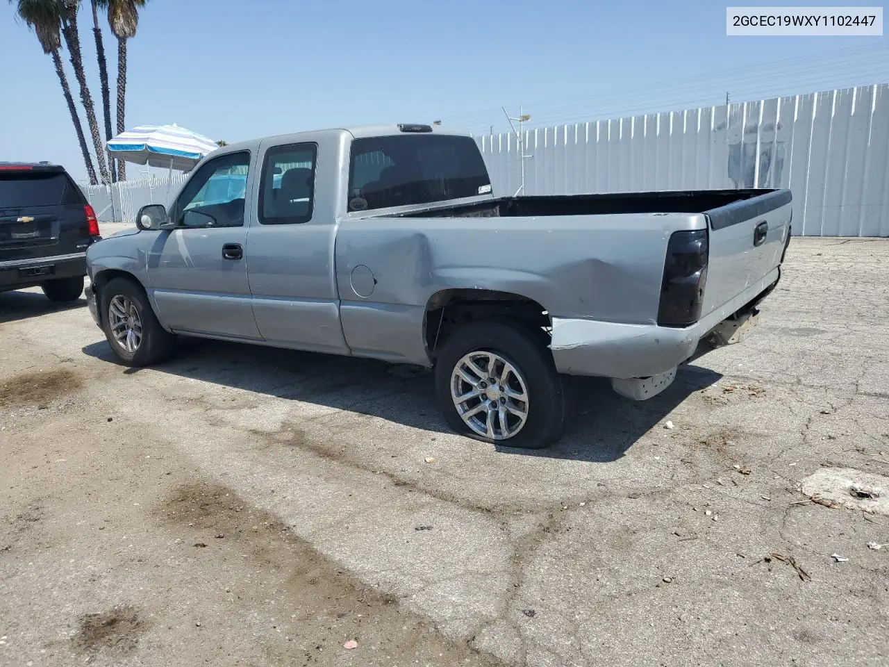 2000 Chevrolet Silverado C1500 VIN: 2GCEC19WXY1102447 Lot: 60490315