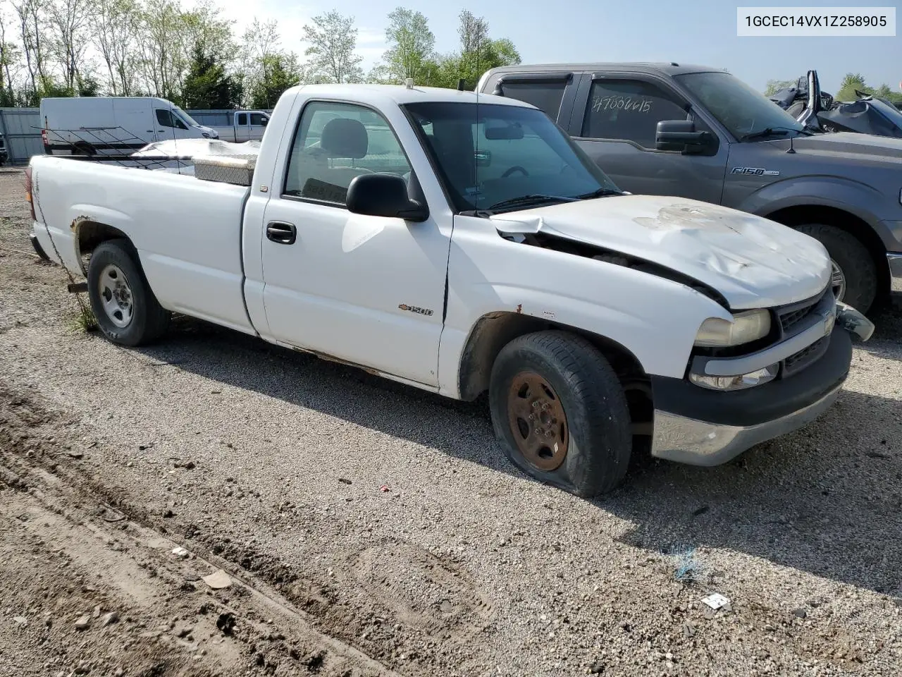2001 Chevrolet Silverado C1500 VIN: 1GCEC14VX1Z258905 Lot: 57103825