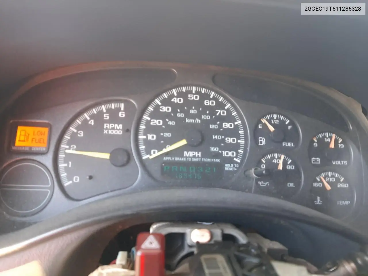 2001 Chevrolet Silverado C1500 VIN: 2GCEC19T611286328 Lot: 57129075