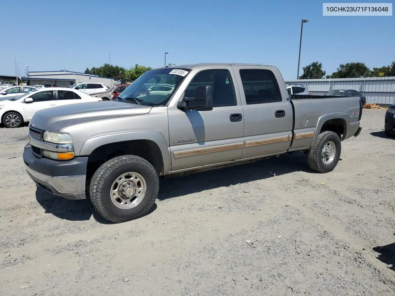2001 Chevrolet Silverado K2500 Heavy Duty VIN: 1GCHK23U71F136048 Lot: 62821855