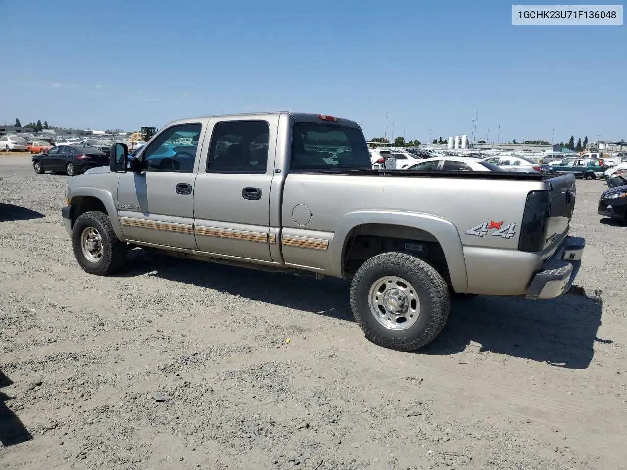 2001 Chevrolet Silverado K2500 Heavy Duty VIN: 1GCHK23U71F136048 Lot: 62821855