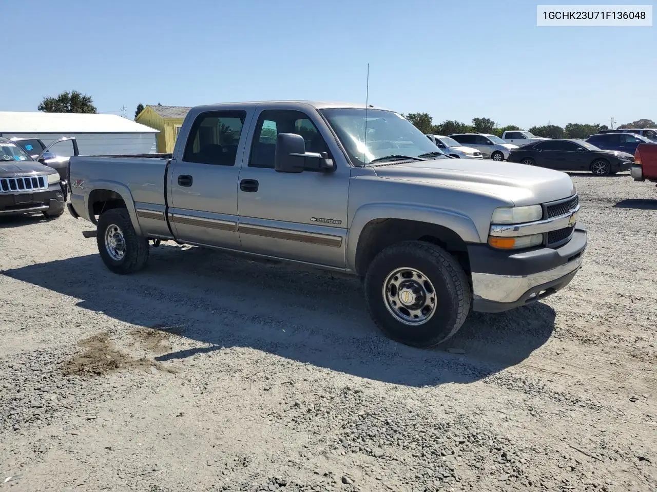 2001 Chevrolet Silverado K2500 Heavy Duty VIN: 1GCHK23U71F136048 Lot: 62821855