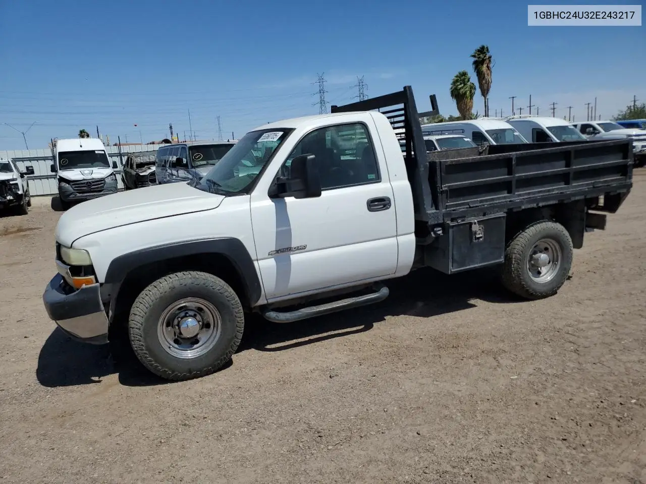 2002 Chevrolet Silverado C2500 Heavy Duty VIN: 1GBHC24U32E243217 Lot: 55360705