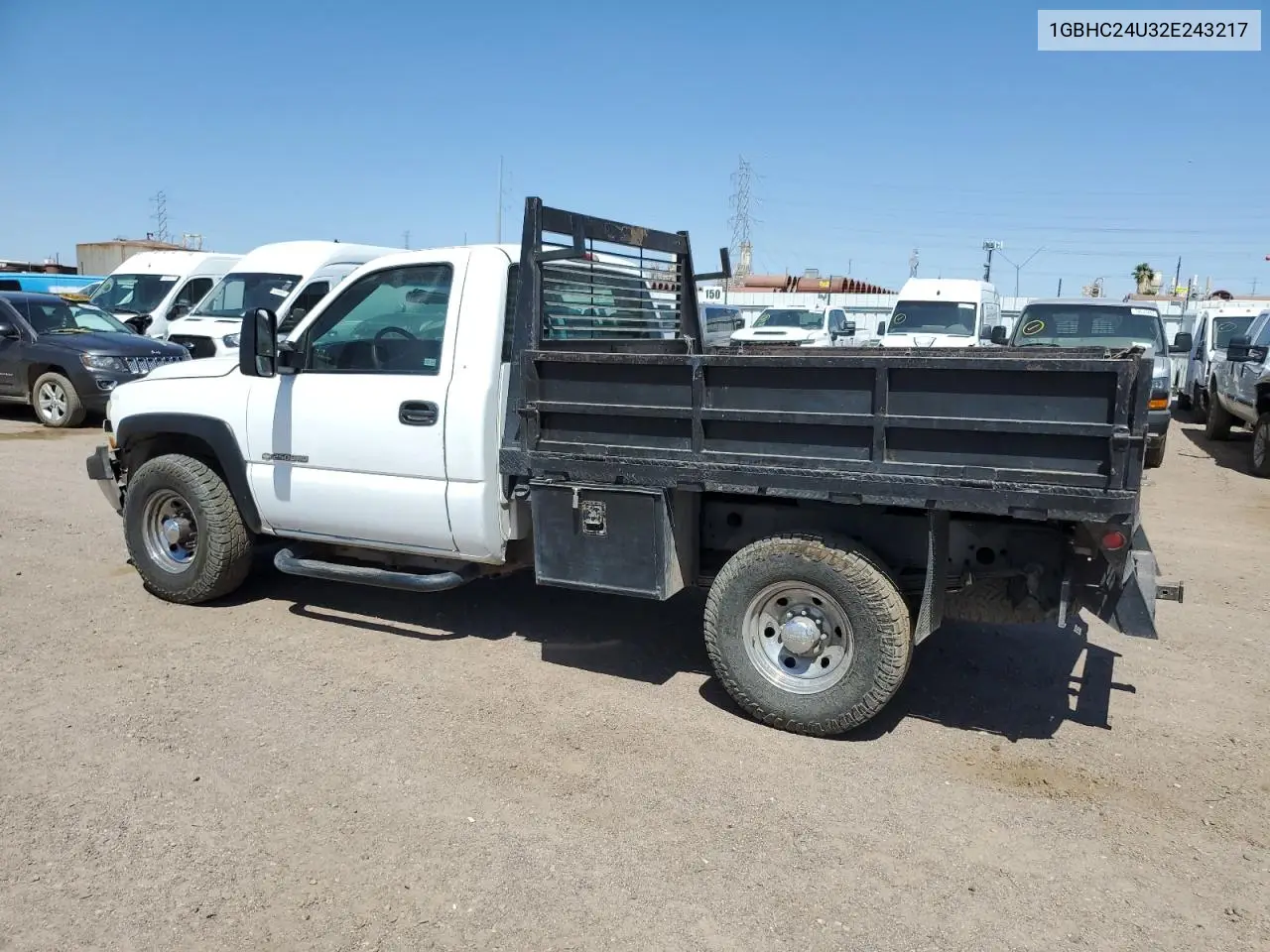 2002 Chevrolet Silverado C2500 Heavy Duty VIN: 1GBHC24U32E243217 Lot: 55360705
