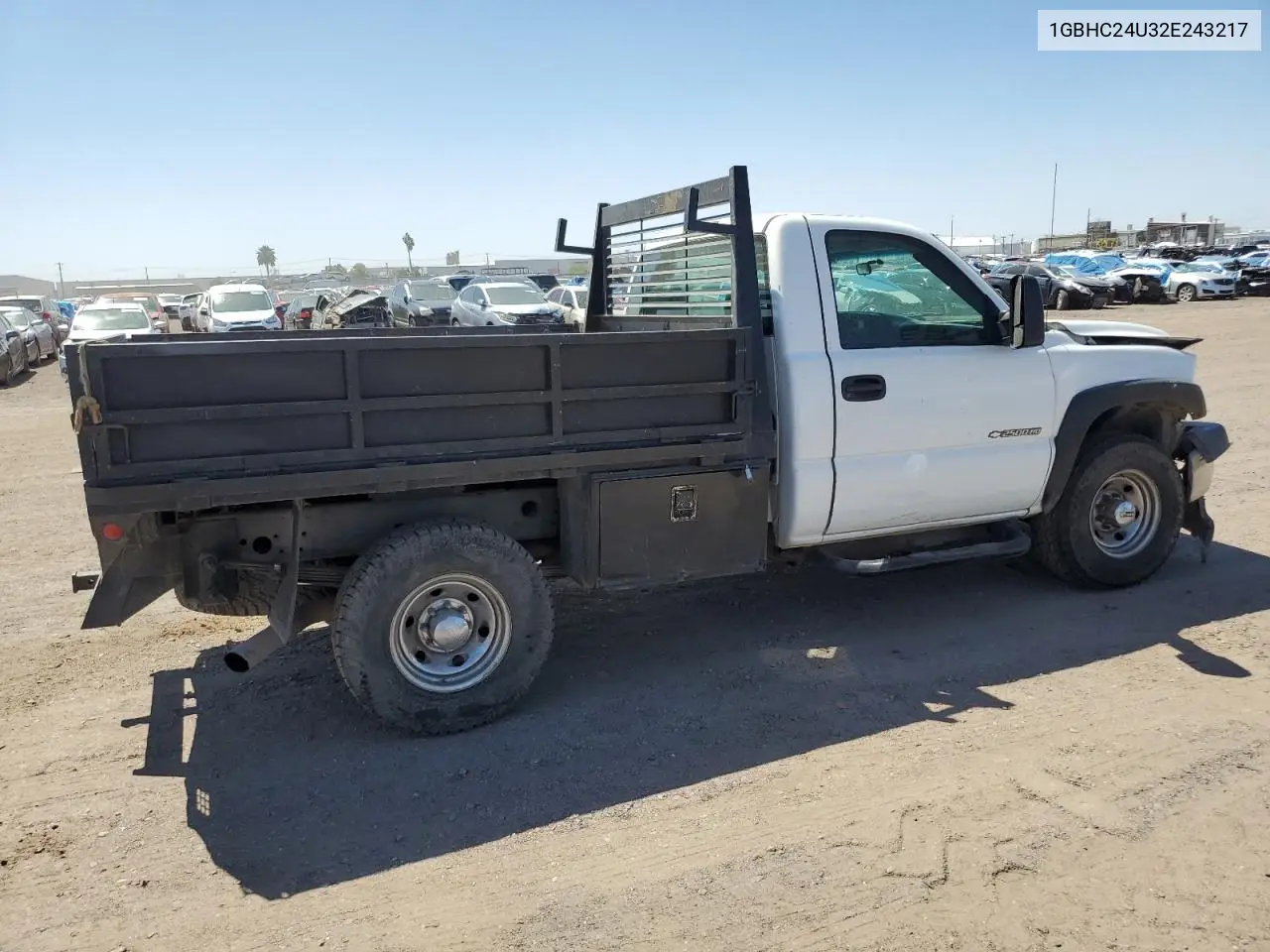 2002 Chevrolet Silverado C2500 Heavy Duty VIN: 1GBHC24U32E243217 Lot: 55360705