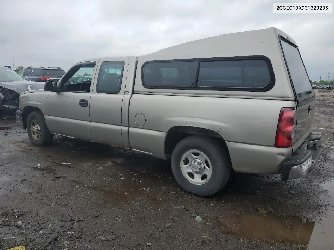 2003 Chevrolet Silverado C1500 VIN: 2GCEC19X931323295 Lot: 56873635