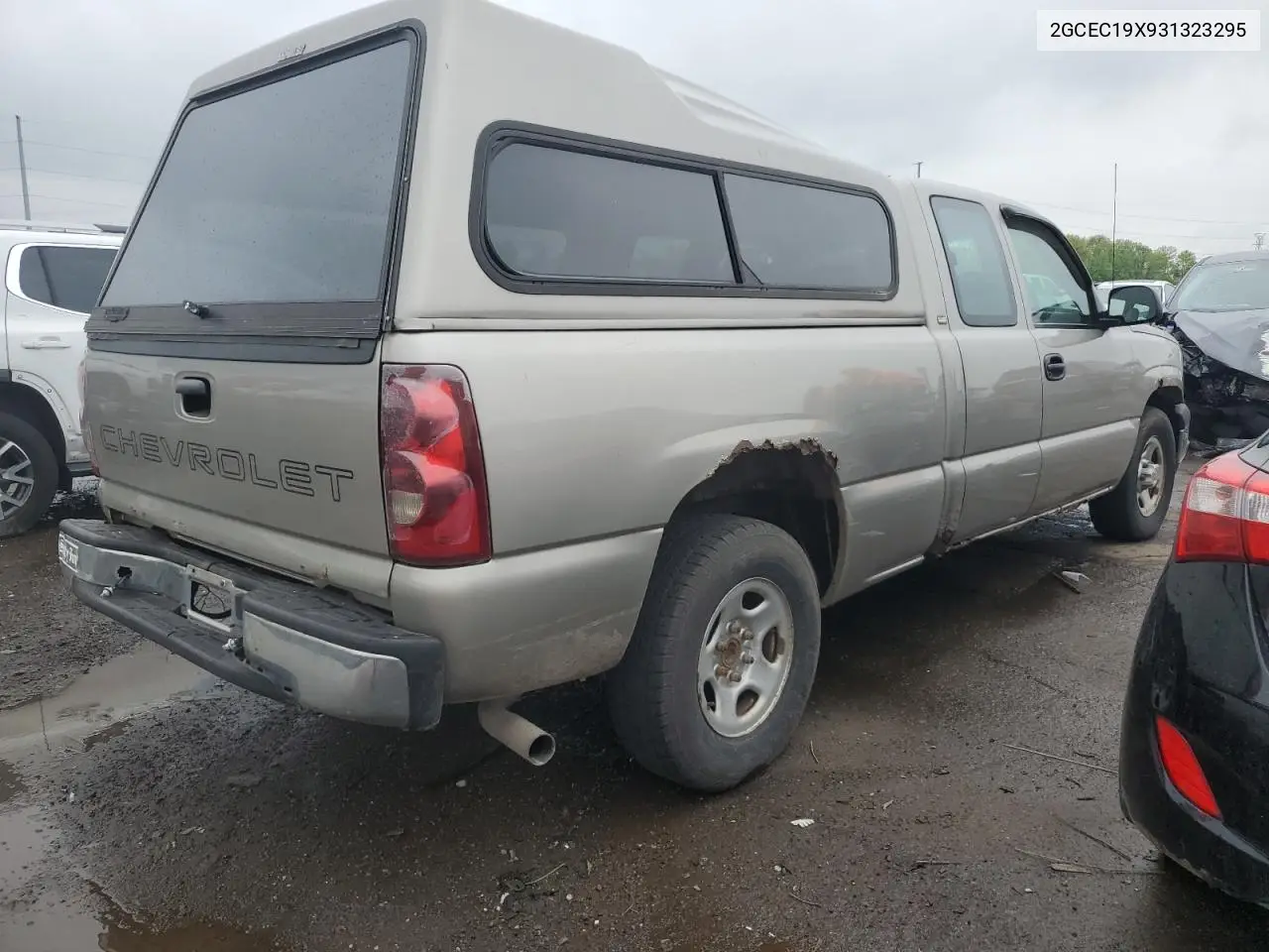 2003 Chevrolet Silverado C1500 VIN: 2GCEC19X931323295 Lot: 56873635