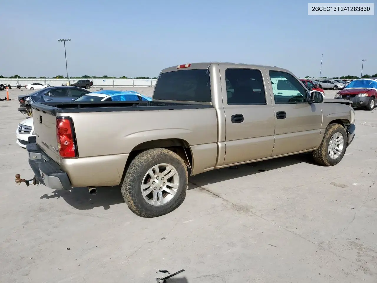 2004 Chevrolet Silverado C1500 VIN: 2GCEC13T241283830 Lot: 56698305