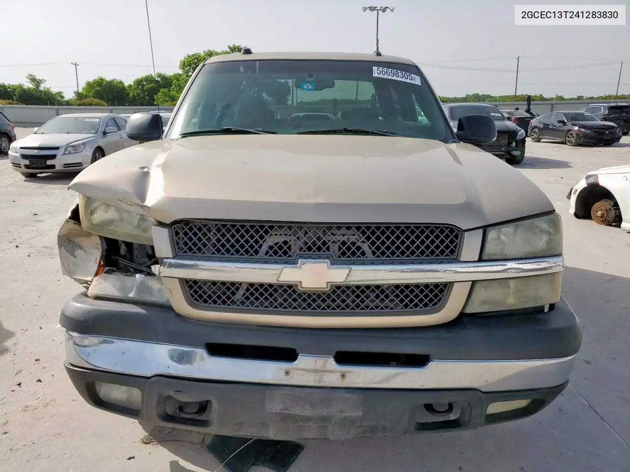 2004 Chevrolet Silverado C1500 VIN: 2GCEC13T241283830 Lot: 56698305