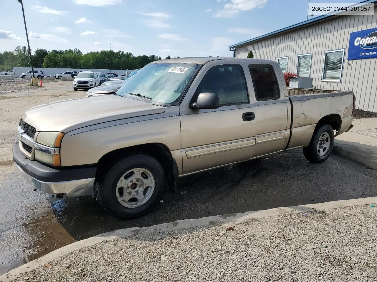2004 Chevrolet Silverado C1500 VIN: 2GCEC19V441301057 Lot: 58811245